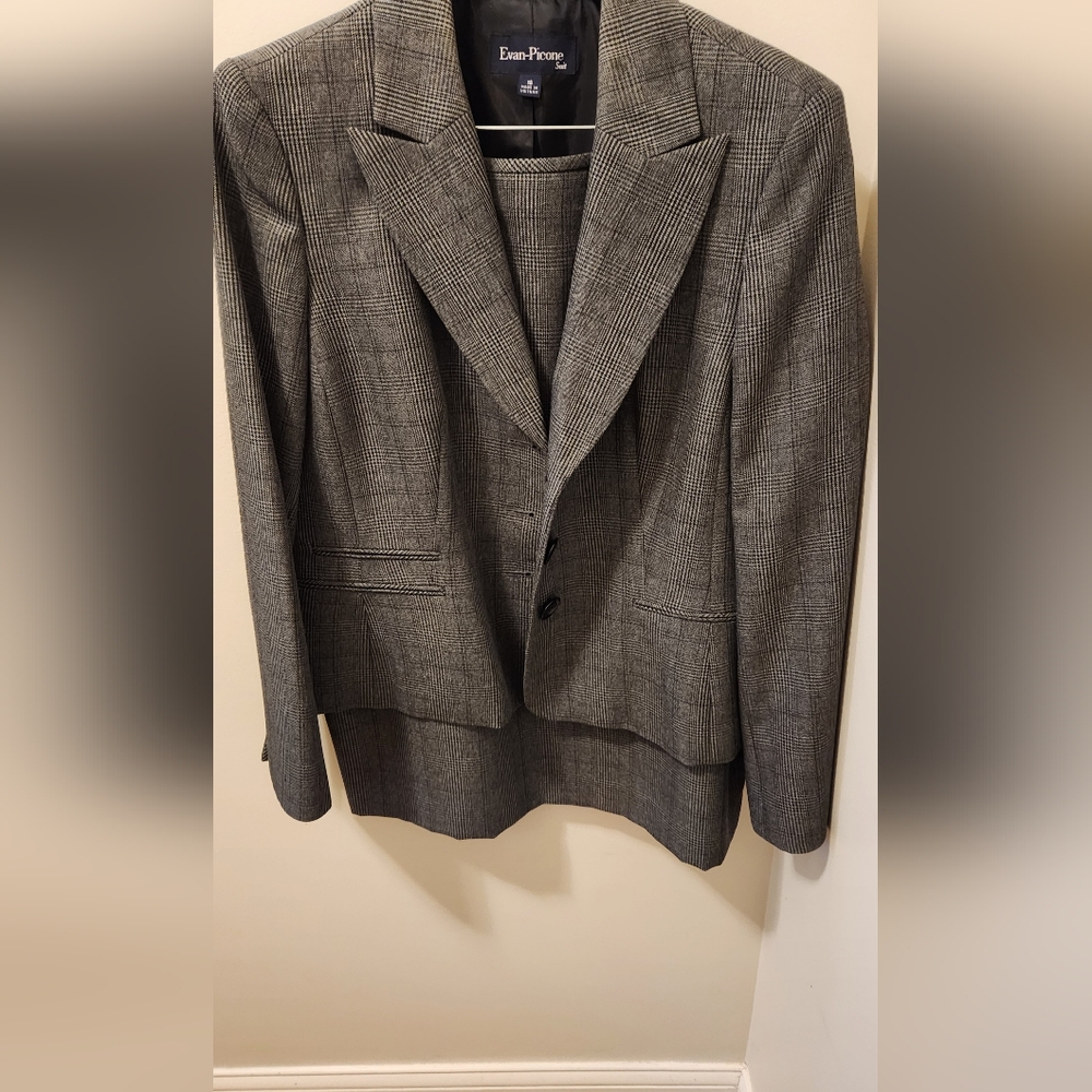 Women's 2 piece suit